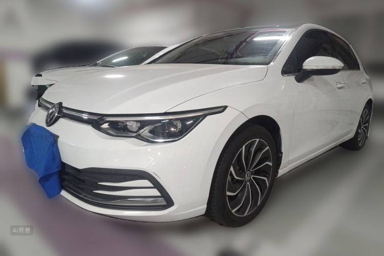 Volkswagen Golf 2021 car image #2