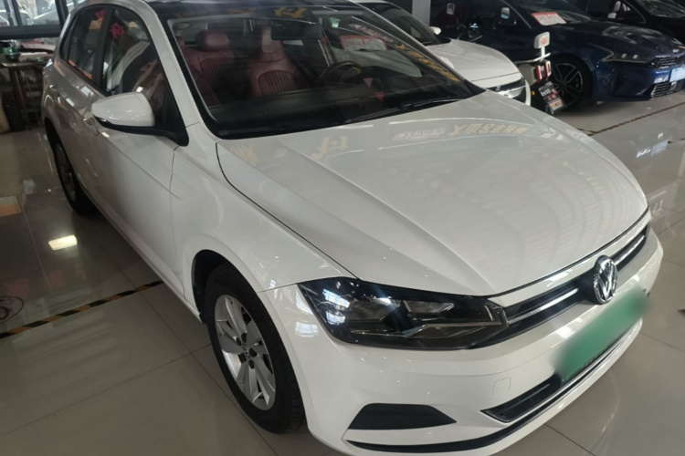 Volkswagen Polo 2020 car image #4