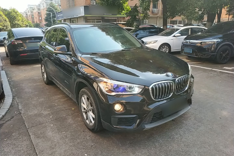 BMW X1 2017 #4 BMW X1 2017 car image #4