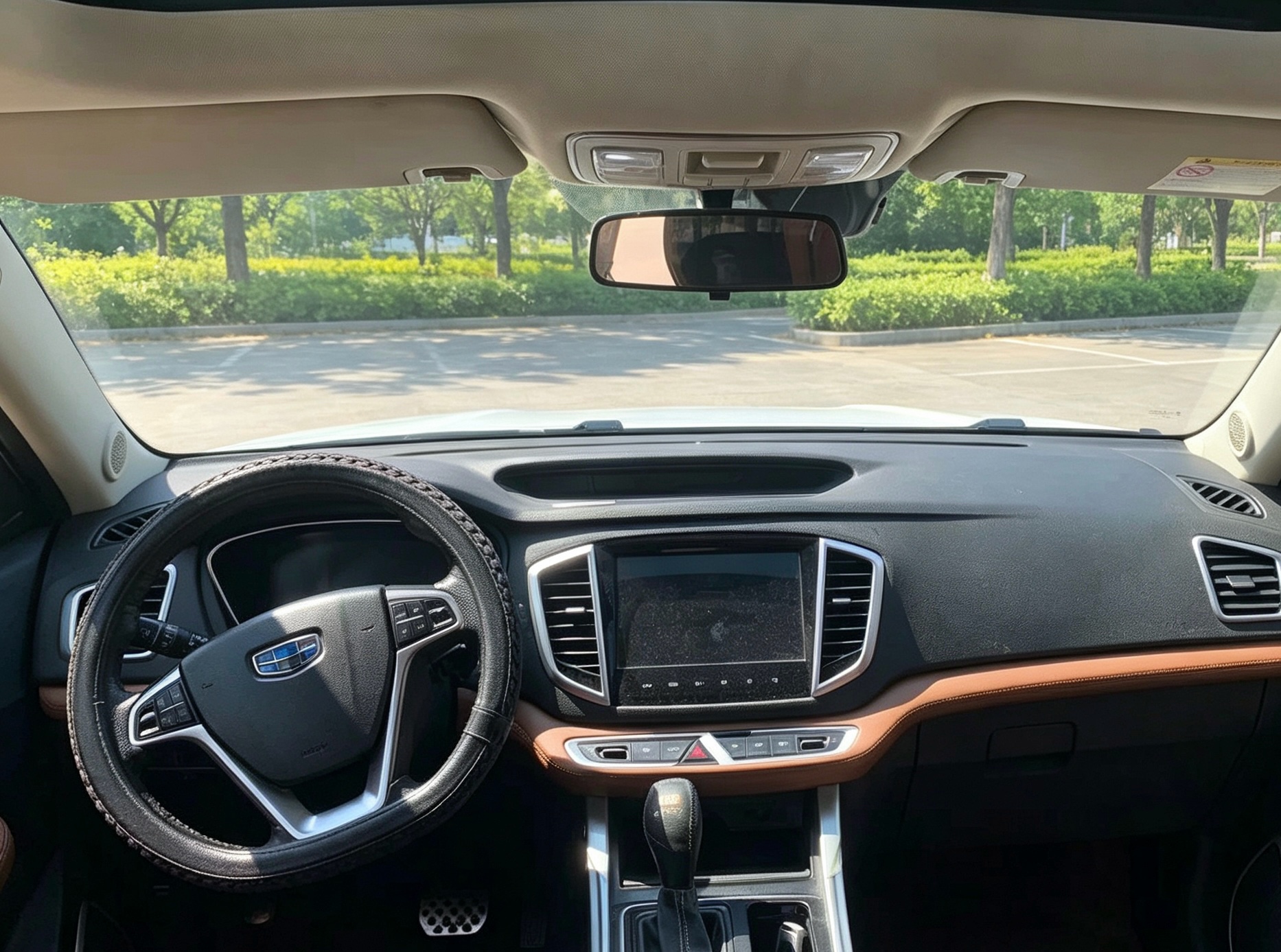 GEELY Vision X6 2018 car image #5