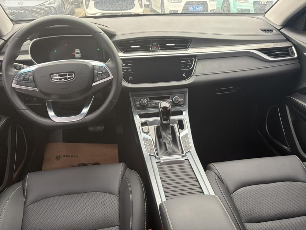 GEELY Emgrand 2019 #8 GEELY Emgrand 2019 car image #8