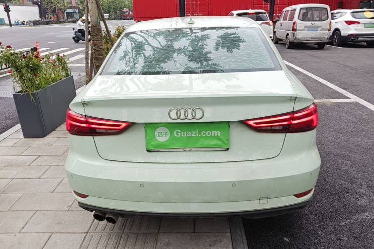 Audi A3 2018 immagine di auto #6