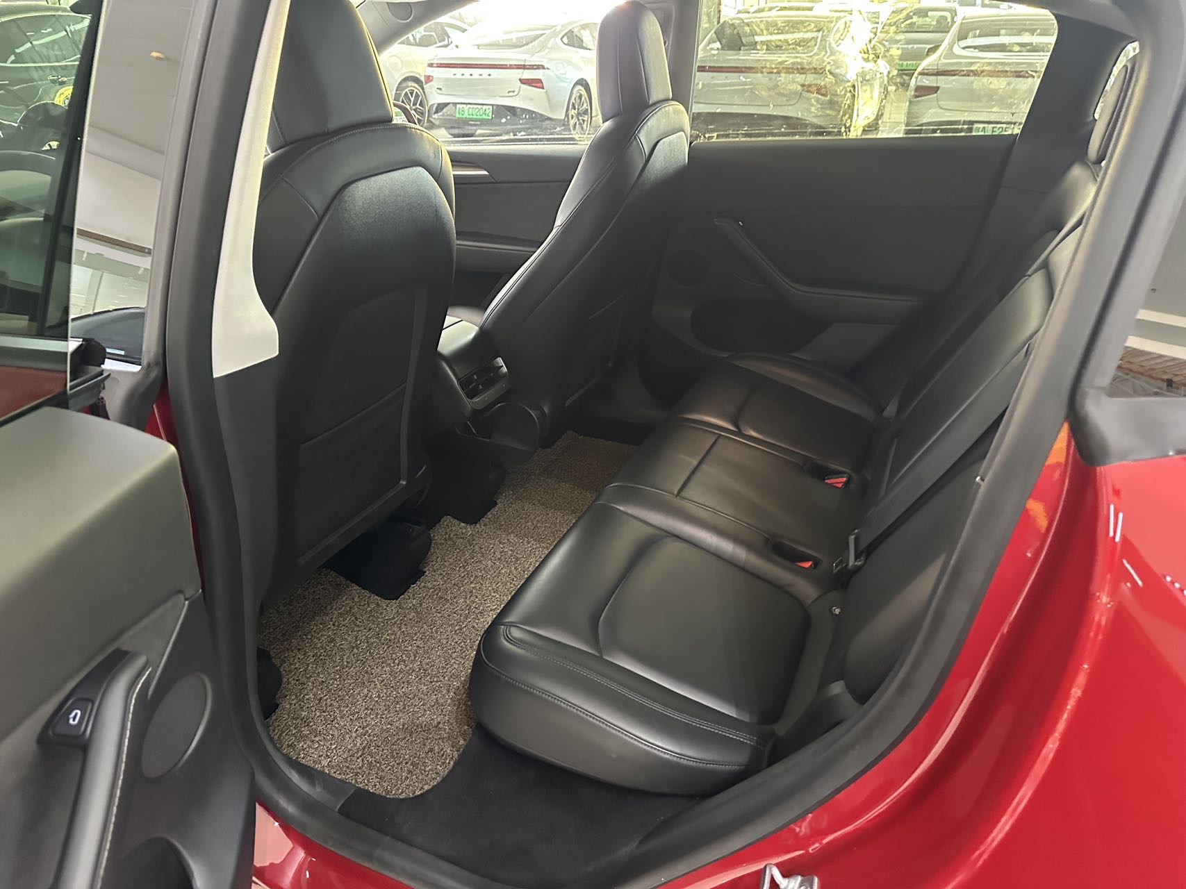 Tesla Model Y 2021 #6 Tesla Model Y 2021 car image #6