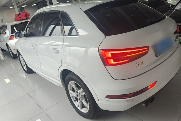 Audi Q3 2018 #5 Audi Q3 2018 immagine di auto #5