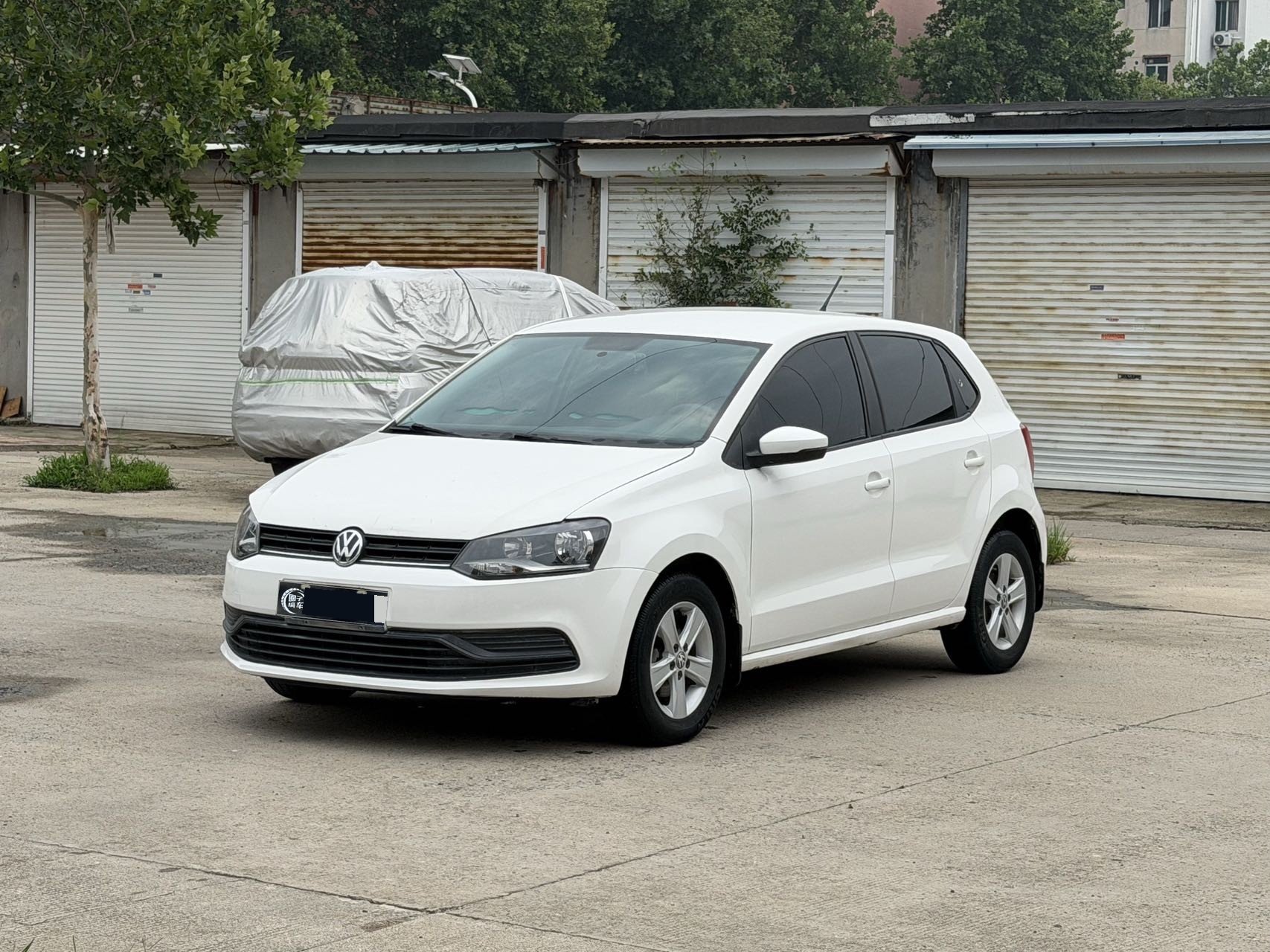 Volkswagen Polo 2016 immagine di auto 