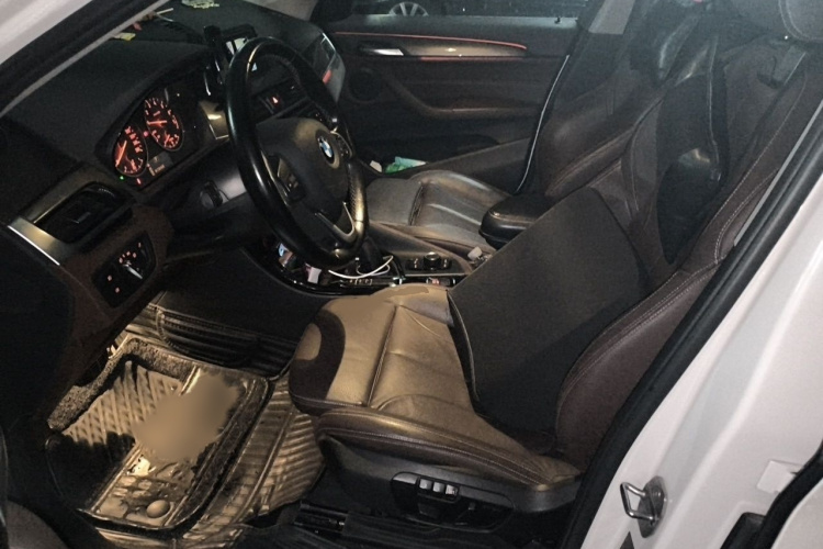 BMW X1 2018 #19 BMW X1 2018 car image #19