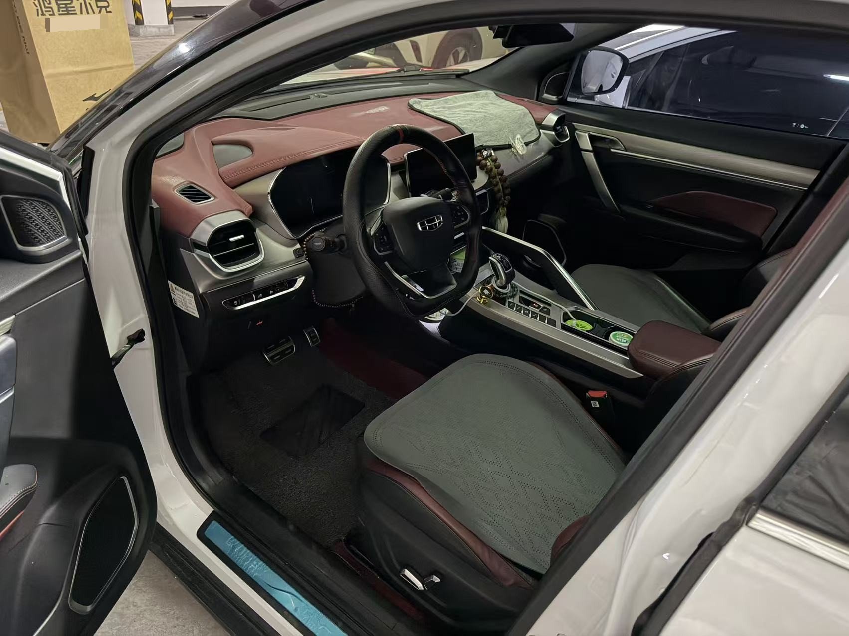 GEELY Coolray 2019 #6 GEELY Coolray 2019 car image #6