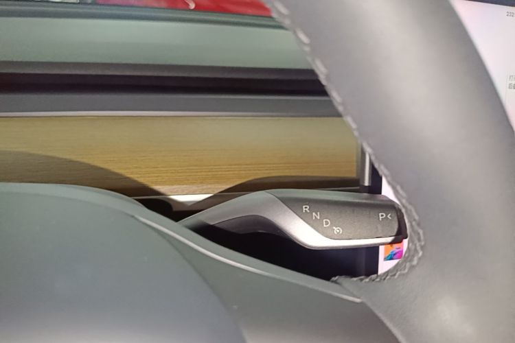 Tesla Model 3 2022 صورة سيارة #18