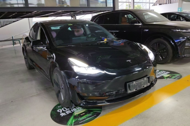 Tesla Model 3 2023 #4 Tesla Model 3 2023 car image #4