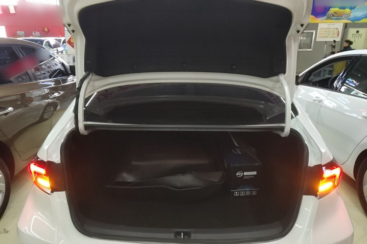 Toyota Corolla 2023 car image #19