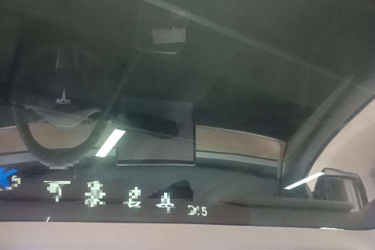 Tesla Model Y 2023 immagine di auto #18