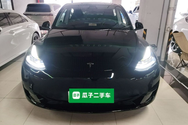 Tesla Model Y 2023 #3 Tesla Model Y 2023 immagine di auto #3