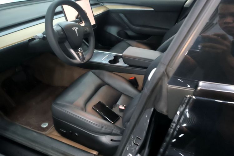 Tesla Model 3 2023 #15 Tesla Model 3 2023 car image #15