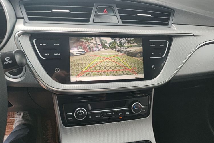 GEELY Emgrand GL 2018 car image #17