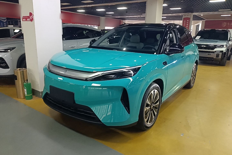 2026 #2 2026 изображение автомобиля #2