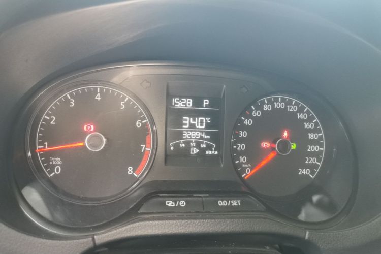 Volkswagen Polo 2017 #12 Volkswagen Polo 2017 car image #12