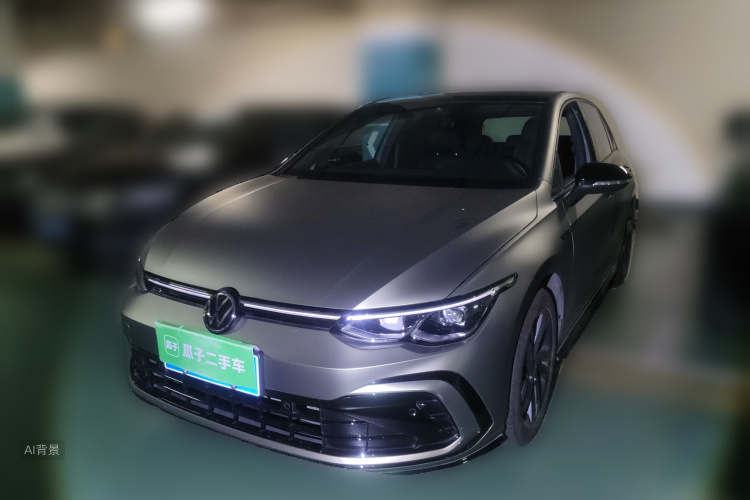 Volkswagen Golf 2022 car image #2