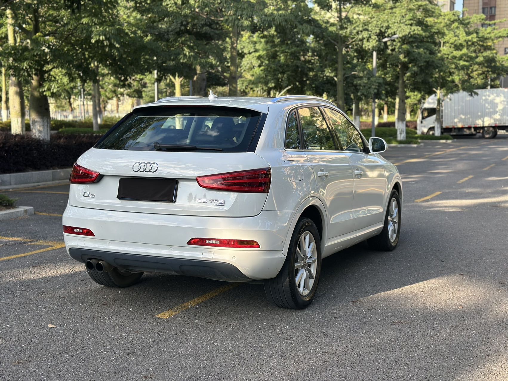 Audi Q3 (Imported) 2013 car image #9
