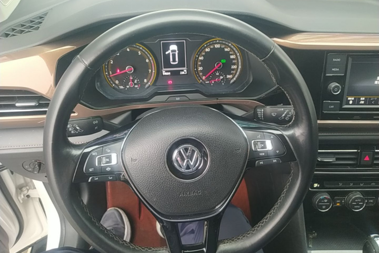 Volkswagen Tharu 2019 #11 Volkswagen Tharu 2019 car image #11