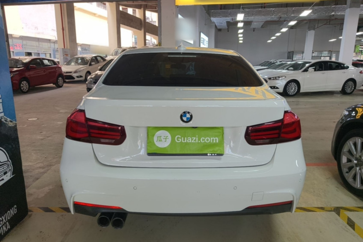 BMW 3 Series 2019 car image #6