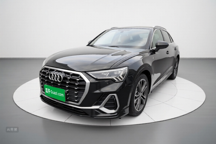 Audi Q3 2020 car image #2
