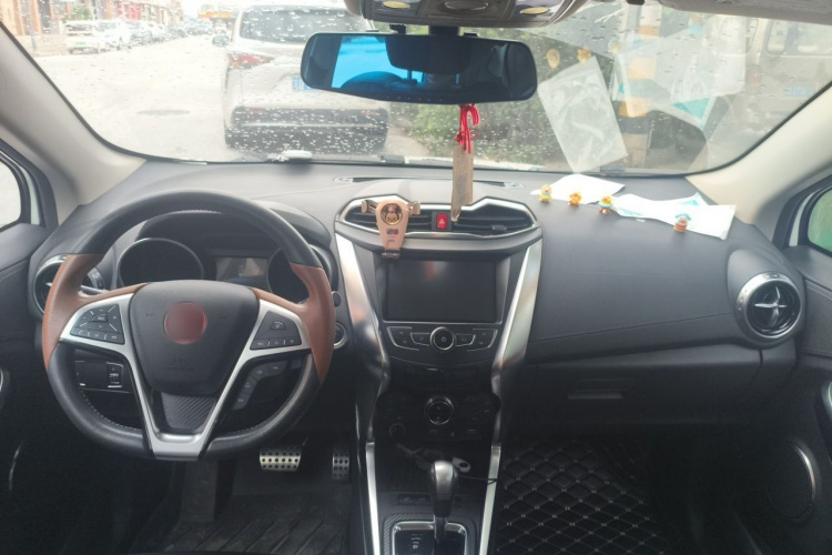 BYD Yuan 2016 #7 BYD Yuan 2016 car image #7