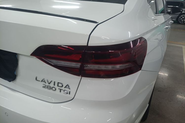 Volkswagen Lavida 2022 car image #8