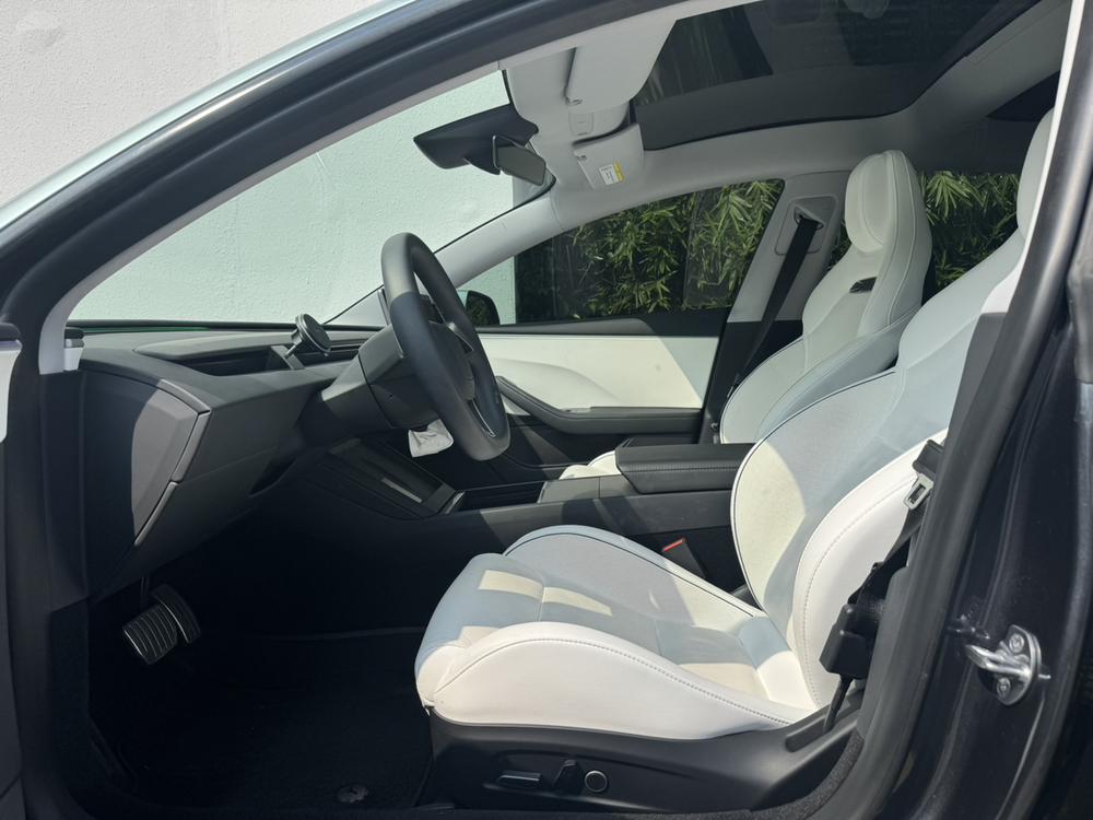 Tesla Model 3 2024 #15 Tesla Model 3 2024 car image #15