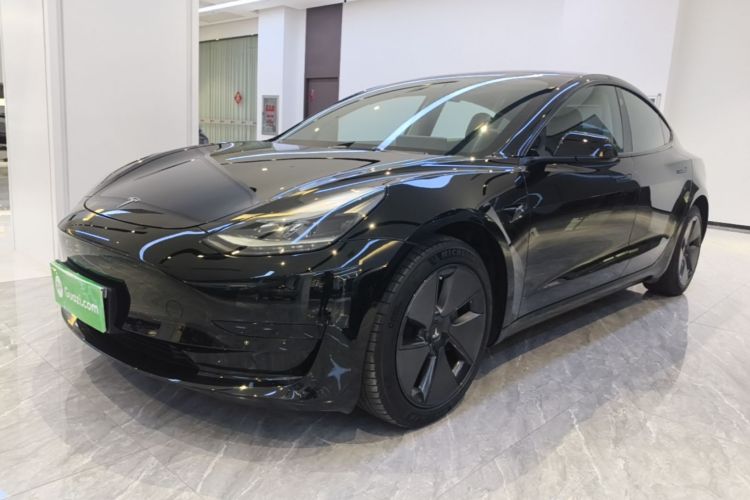 Tesla Model 3 2023 car image #2