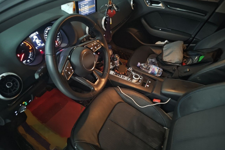 Audi A3 2017 car image #15