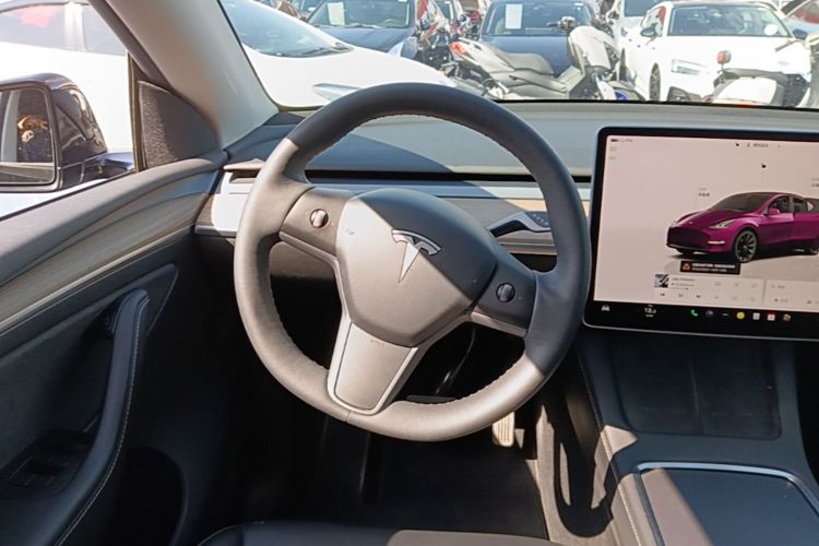 Tesla Model Y 2022 #15 Tesla Model Y 2022 immagine di auto #15