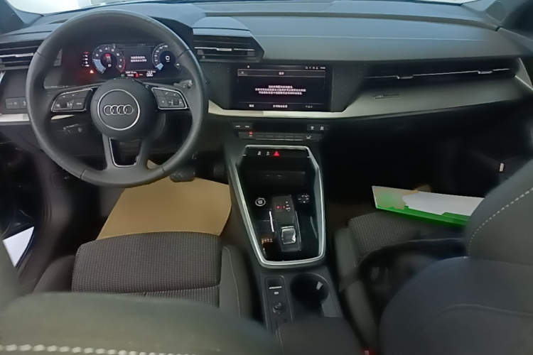 Audi A3 2022 imagem de carro #11