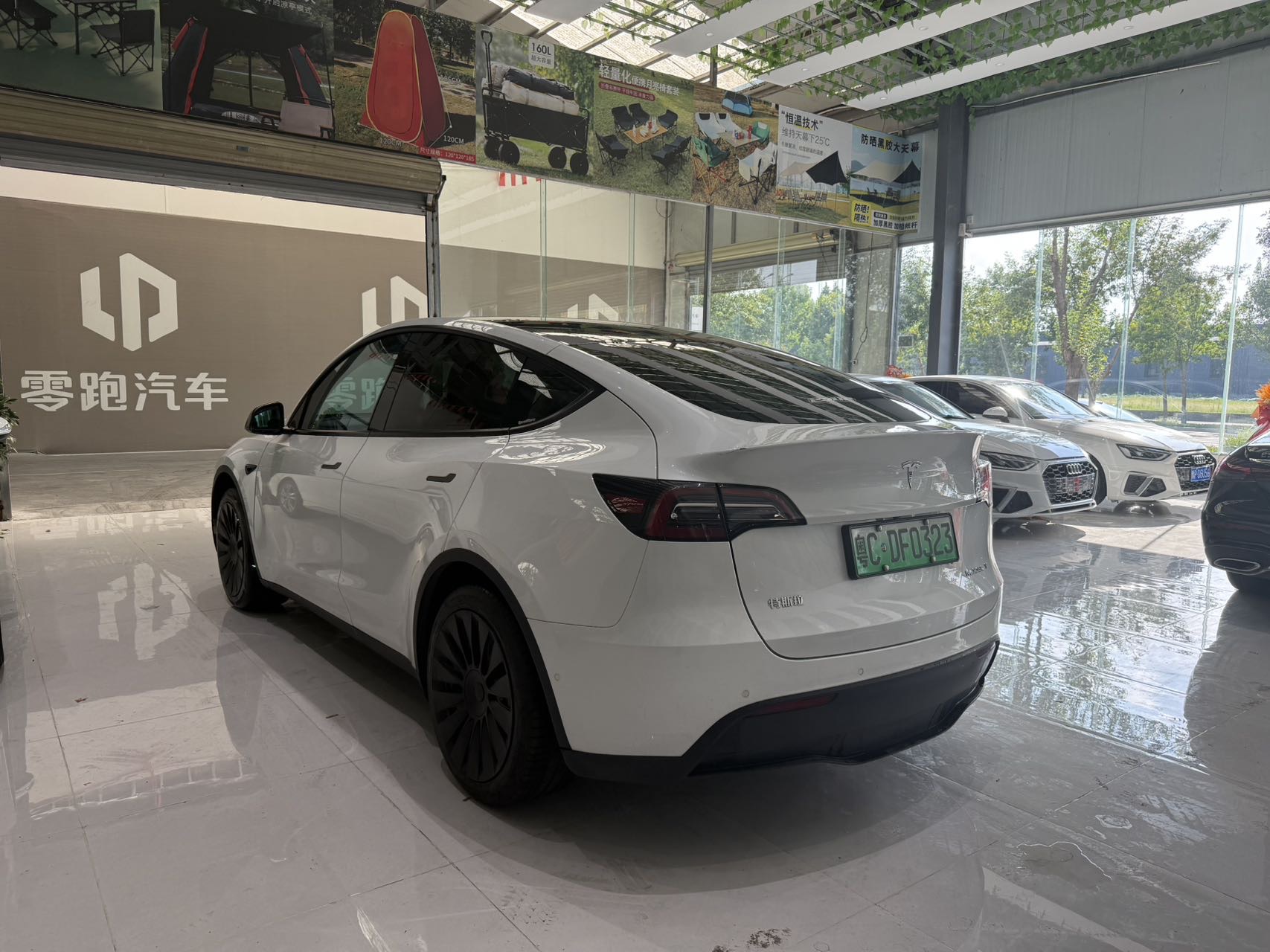 Tesla Model Y 2023 car image #7