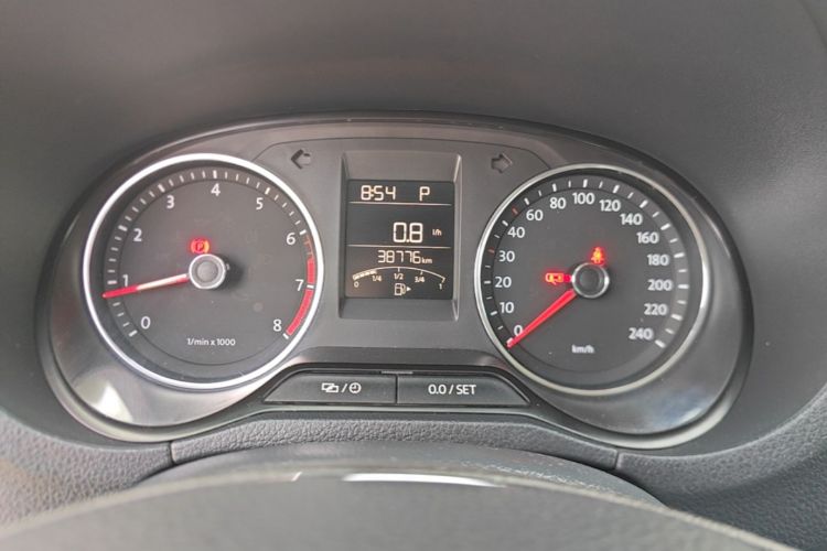 Volkswagen Polo 2016 #12 Volkswagen Polo 2016 изображение автомобиля #12