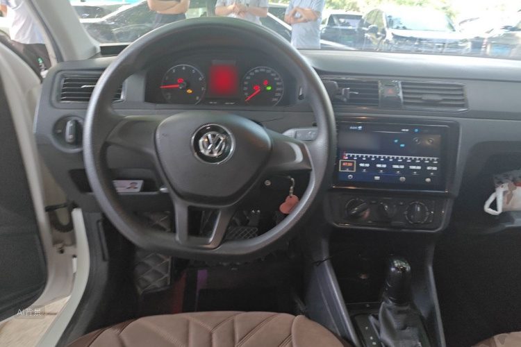 Volkswagen Santana 2019 car image #12