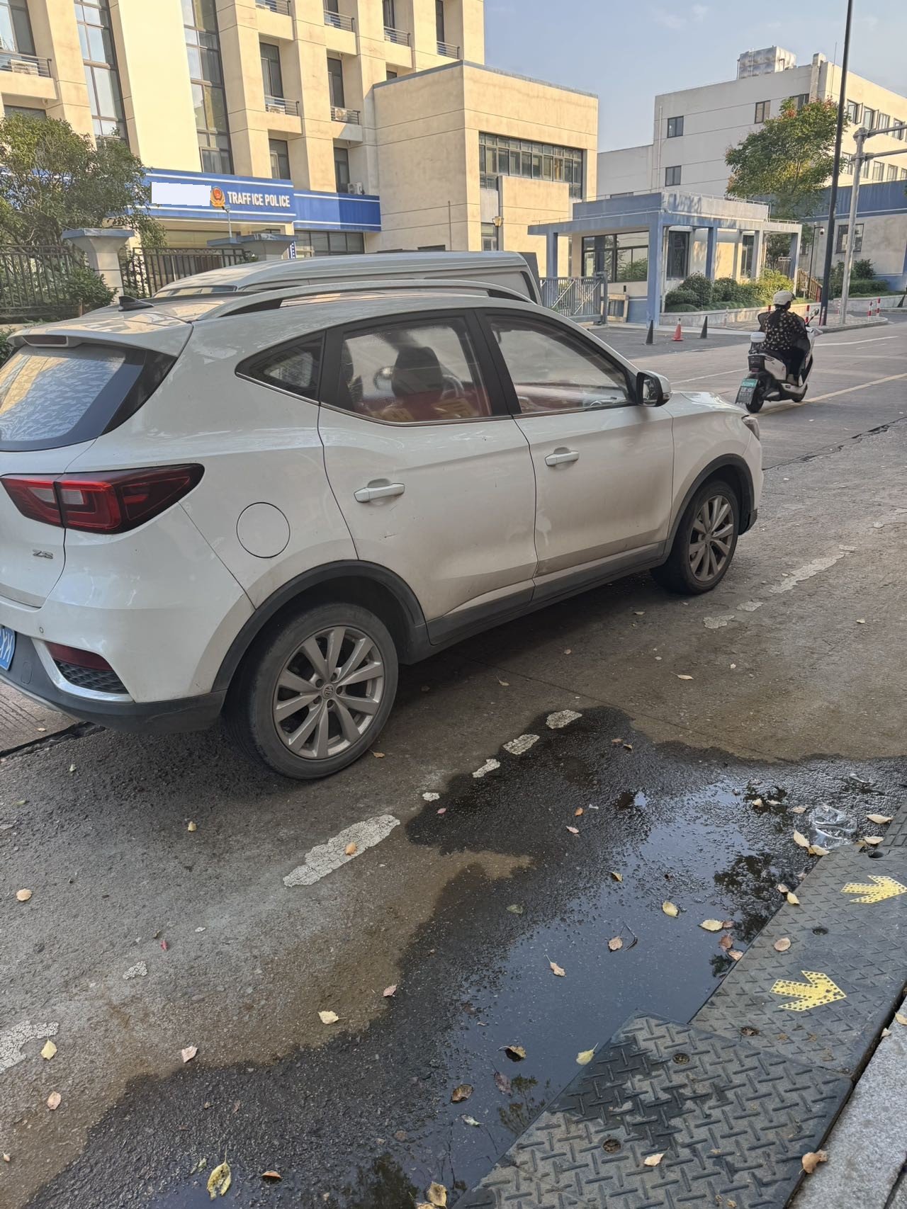 MG ZS 2017 #8 MG ZS 2017 car image #8