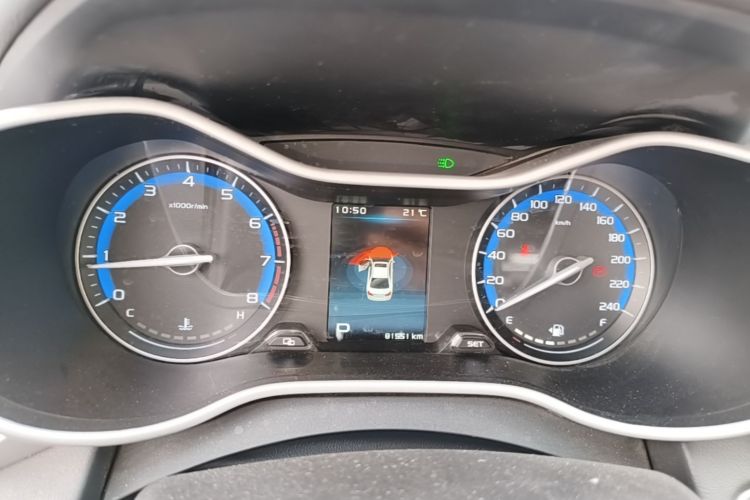 GEELY Emgrand 2019 #13 GEELY Emgrand 2019 car image #13