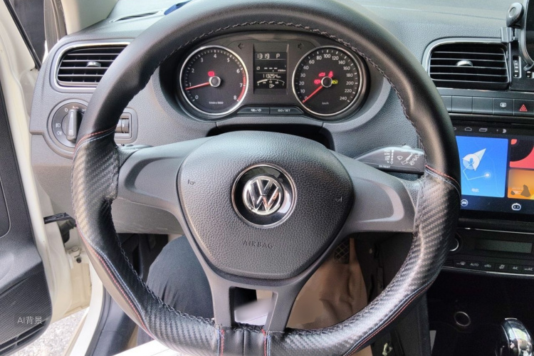 Volkswagen Polo 2014 #12 Volkswagen Polo 2014 car image #12