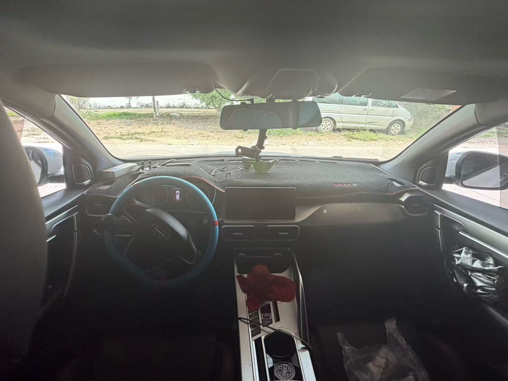 GEELY Coolray 2021 imagen de coche #6