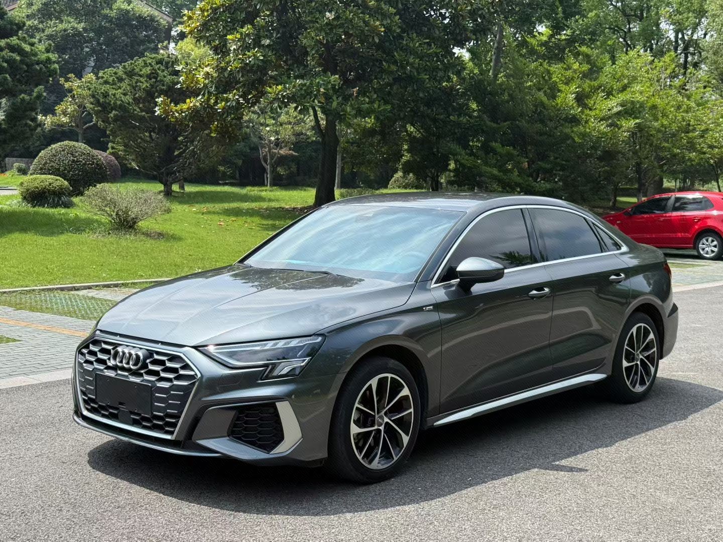2021 immagine di auto 