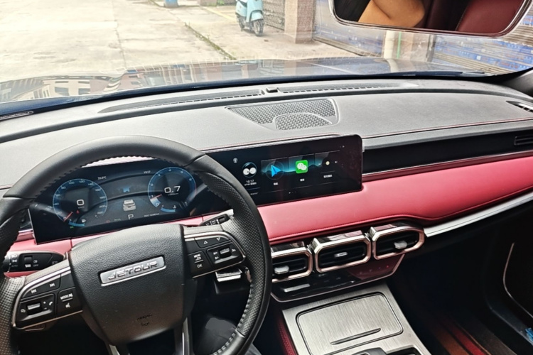 Jetour X70 PLUS 2025 car image #10