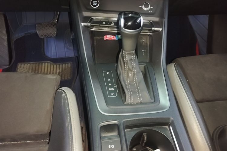 Audi Q3 2021 #14 Audi Q3 2021 изображение автомобиля #14