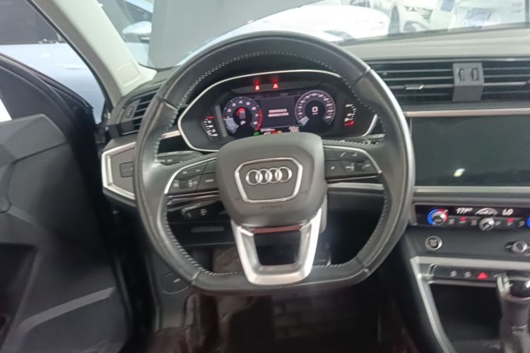 Audi Q3 2021 #15 Audi Q3 2021 car image #15