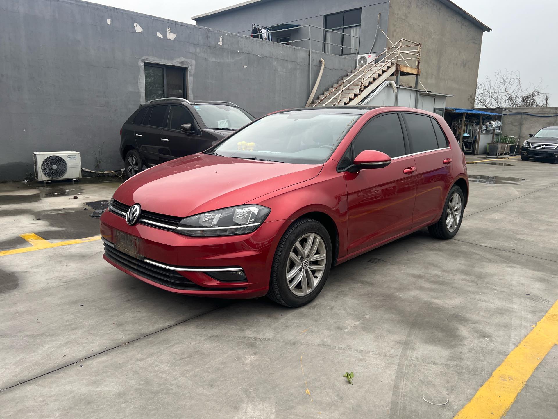 2018 2018 car image