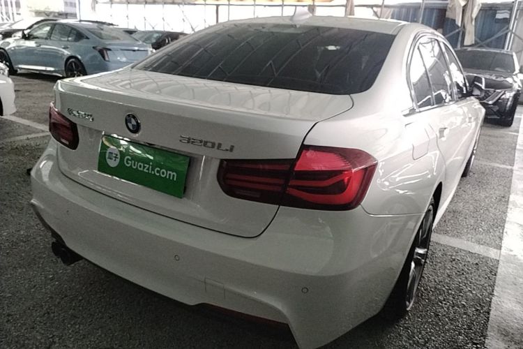 BMW 3 Series 2018 #5 BMW 3 Series 2018 car image #5