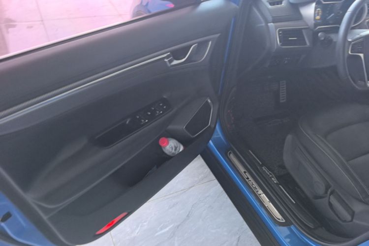 GEELY Emgrand GS 2017 #16 GEELY Emgrand GS 2017 car image #16