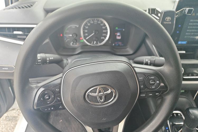 Toyota Corolla 2021 car image #13