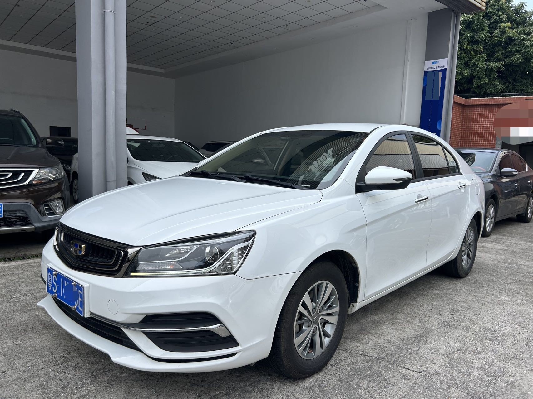 GEELY Emgrand 2018 immagine di auto 