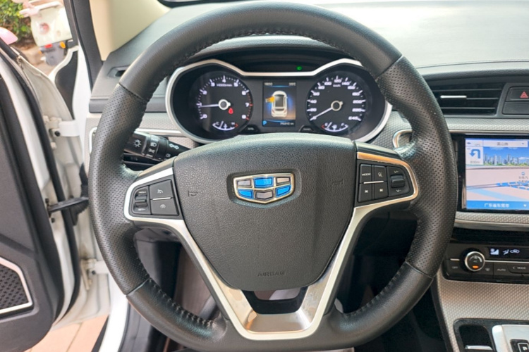 GEELY Emgrand GS 2017 car image #11