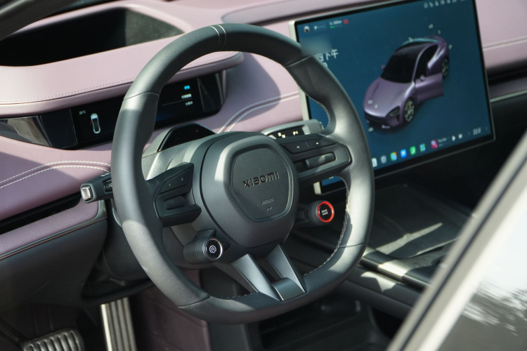MI SU7 2025 immagine di auto #11